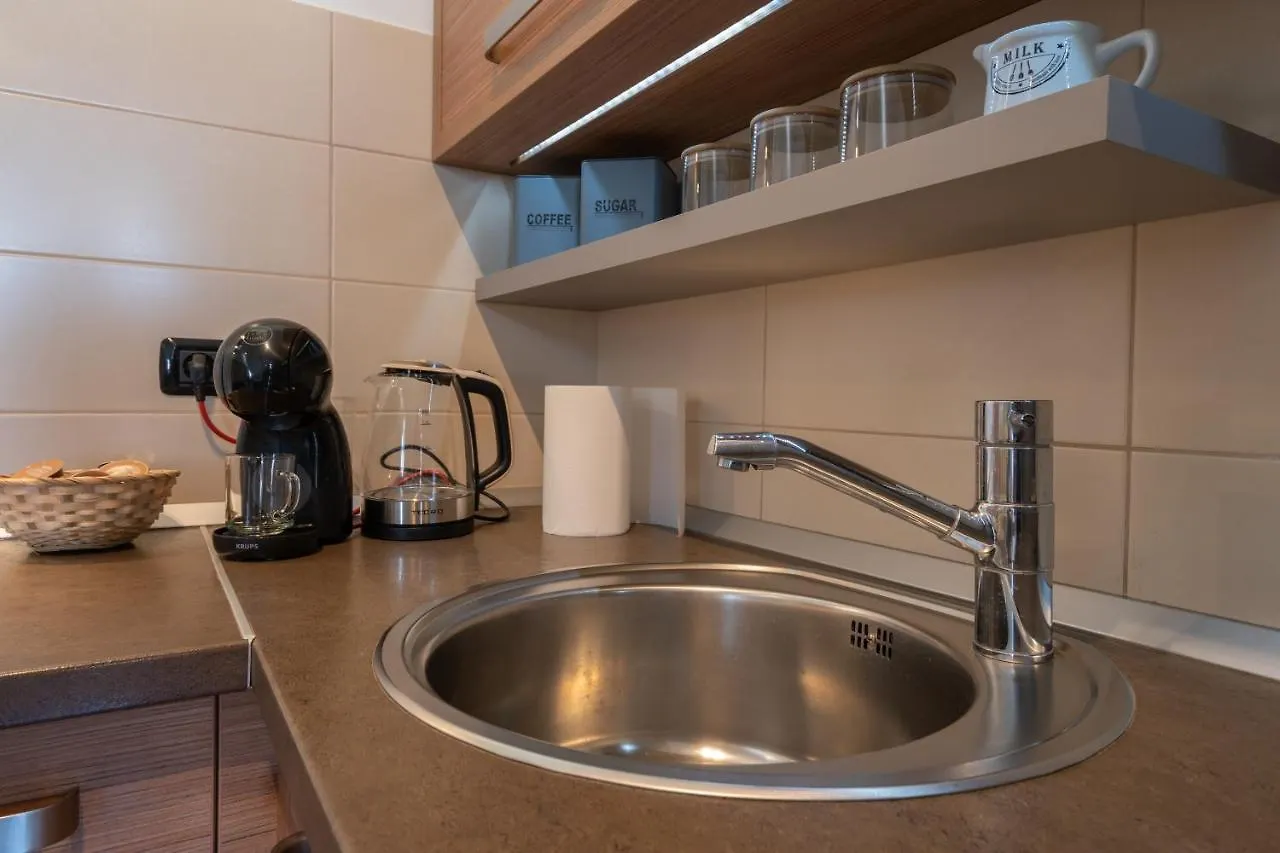 Penthouse Gea Apartment Premantura 0*,
