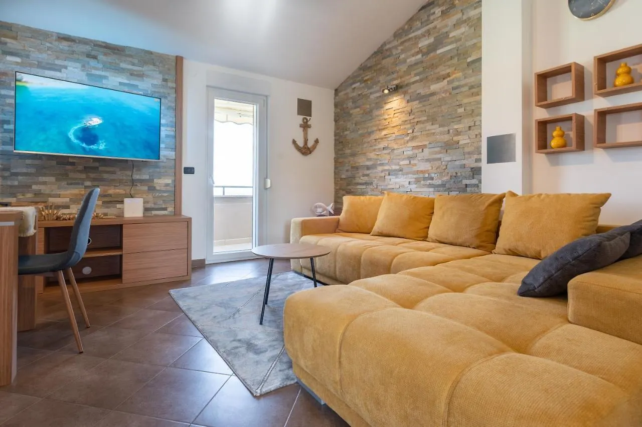 Penthouse Gea Apartment Premantura 0*,  Croatia