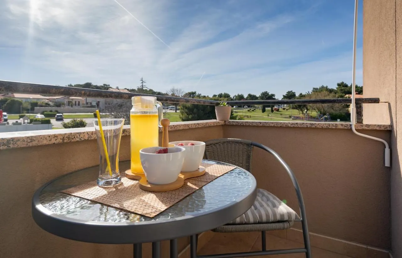 Penthouse Gea Apartment Premantura Croatia