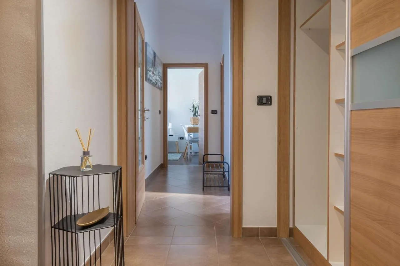 Penthouse Gea Apartment Premantura